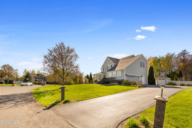 43 Chester Drive, Halfmoon, NY 12188