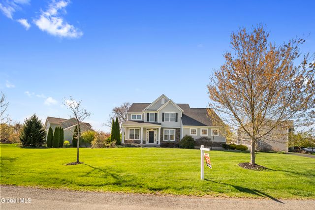 43 Chester Drive, Halfmoon, NY 12188