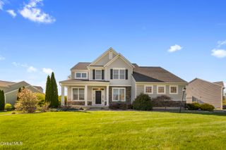 43 Chester Drive, Halfmoon, NY 12188
