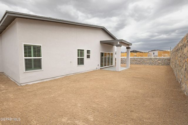 110 Daniel Lynn, Sunland Park, NM 88008