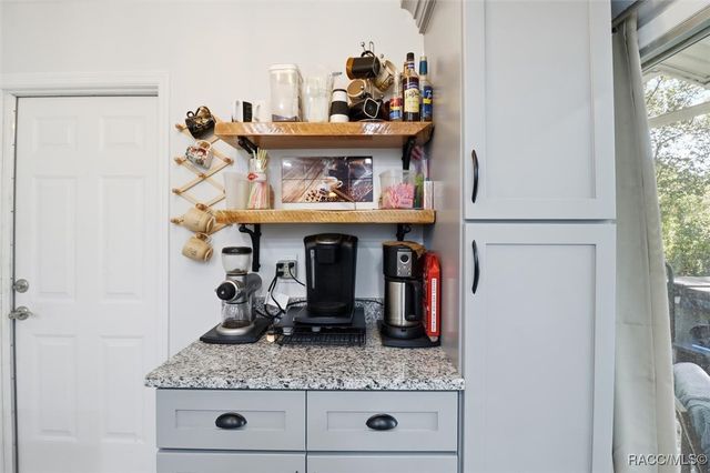 2434 W Gardenia Drive, Citrus Springs, FL 34434