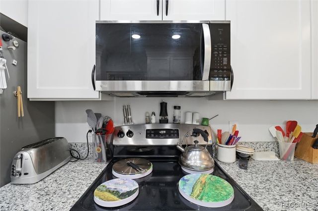 2434 W Gardenia Drive, Citrus Springs, FL 34434