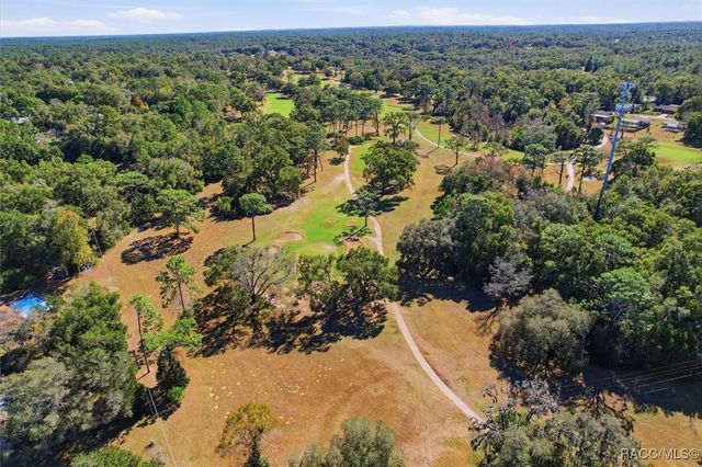 2434 W Gardenia Drive, Citrus Springs, FL 34434