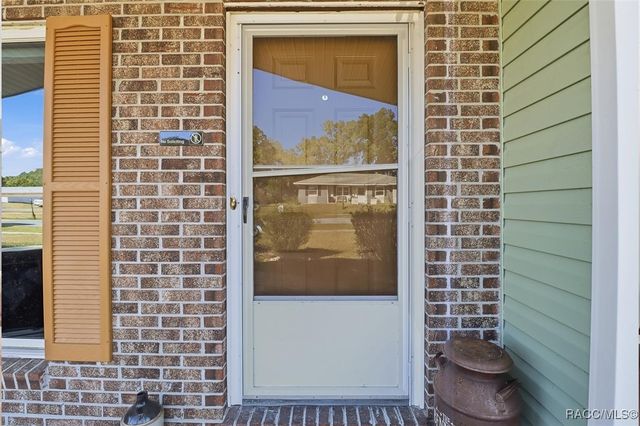 2434 W Gardenia Drive, Citrus Springs, FL 34434