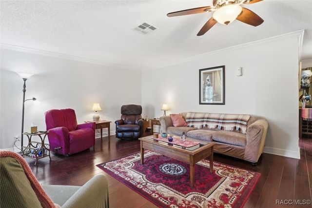 2434 W Gardenia Drive, Citrus Springs, FL 34434