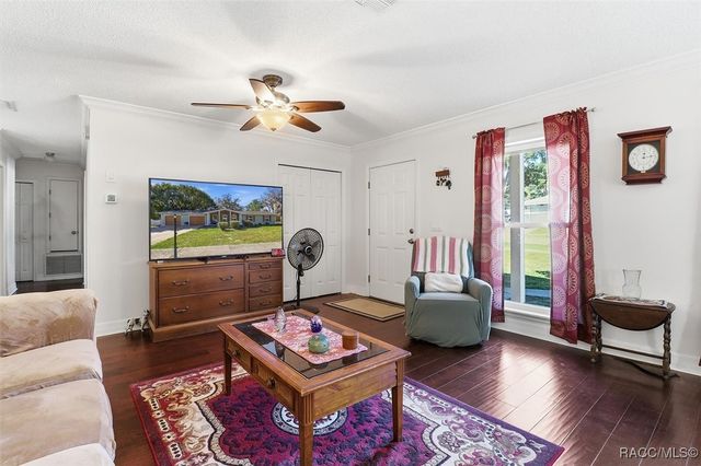 2434 W Gardenia Drive, Citrus Springs, FL 34434