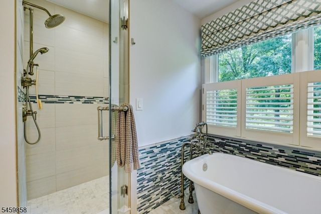 43 BERNARD St, Branchburg Twp., NJ 08876