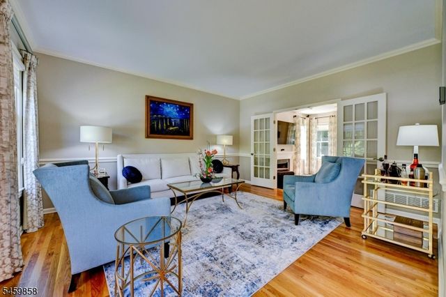 43 BERNARD St, Branchburg Twp., NJ 08876