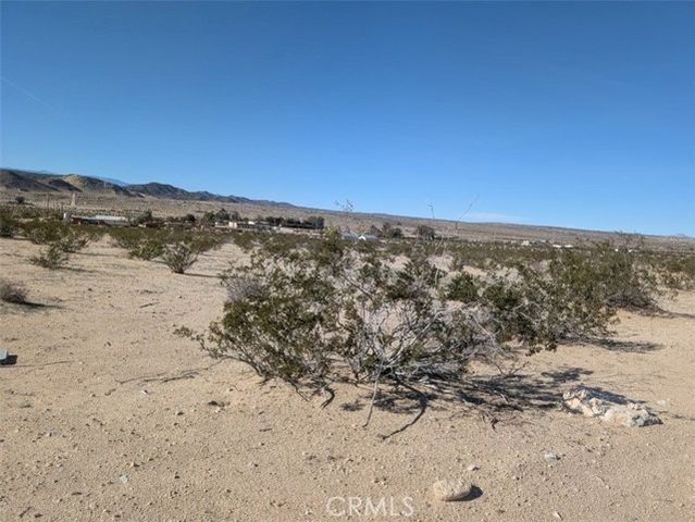 3878 Pearl Springs, Twentynine Palms, CA 92277