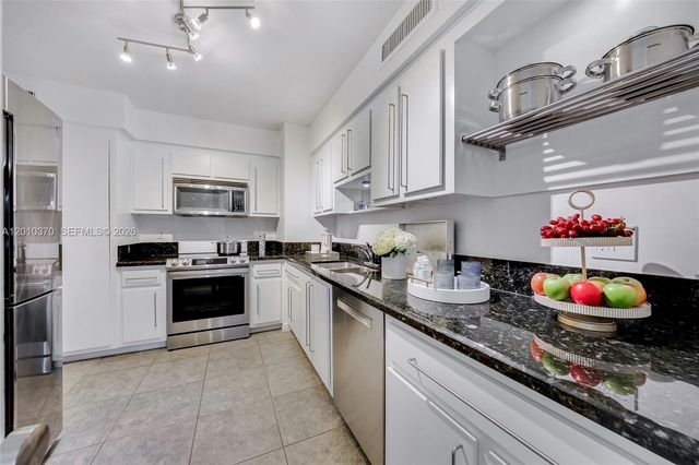 9225 Collins Ave 501, Surfside, FL 33154