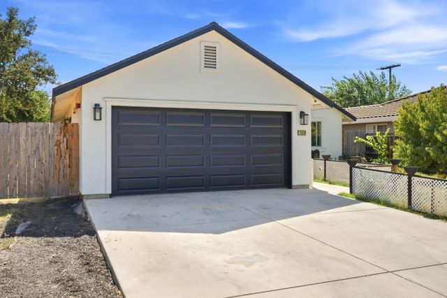 2024 Ellis Street, Modesto, CA 95354
