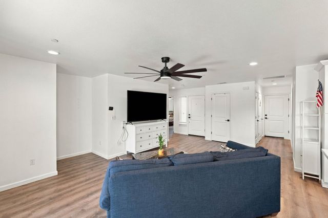 2024 Ellis Street, Modesto, CA 95354