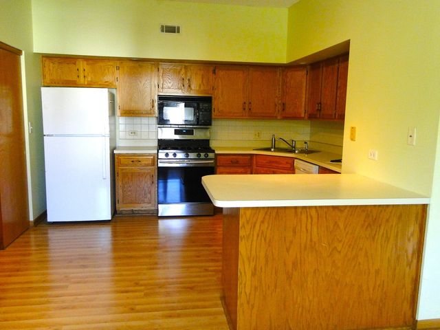 3107 Ingalls Avenue 3B, Joliet, IL 60435
