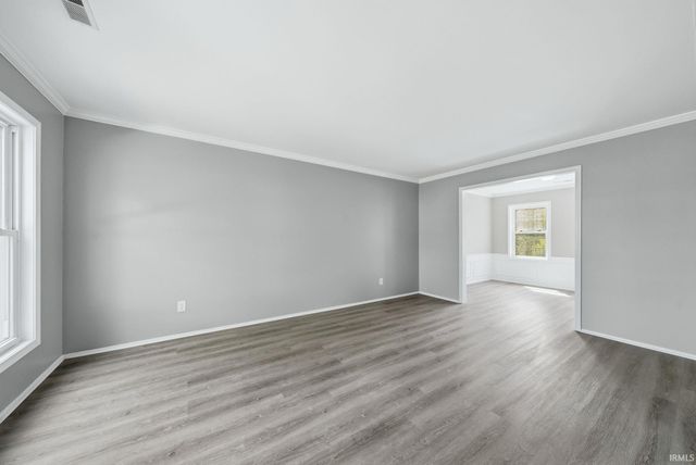 5226 Brookview Drive, Fort Wayne, IN 46835