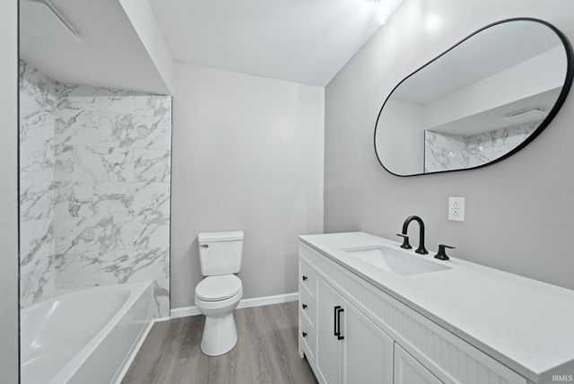 5226 Brookview Drive, Fort Wayne, IN 46835