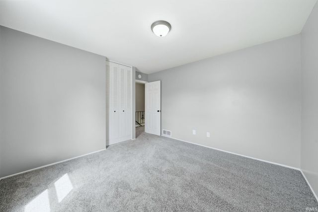 5226 Brookview Drive, Fort Wayne, IN 46835