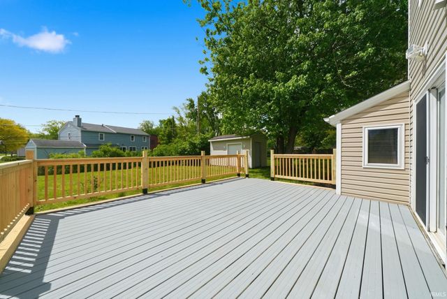 5226 Brookview Drive, Fort Wayne, IN 46835