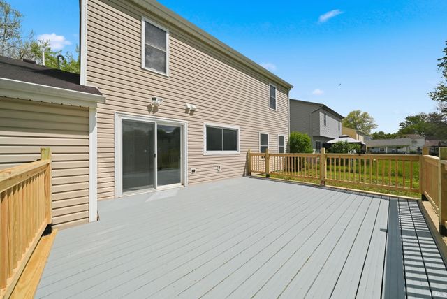 5226 Brookview Drive, Fort Wayne, IN 46835