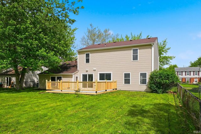 5226 Brookview Drive, Fort Wayne, IN 46835