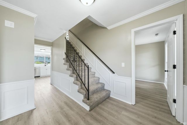 5226 Brookview Drive, Fort Wayne, IN 46835