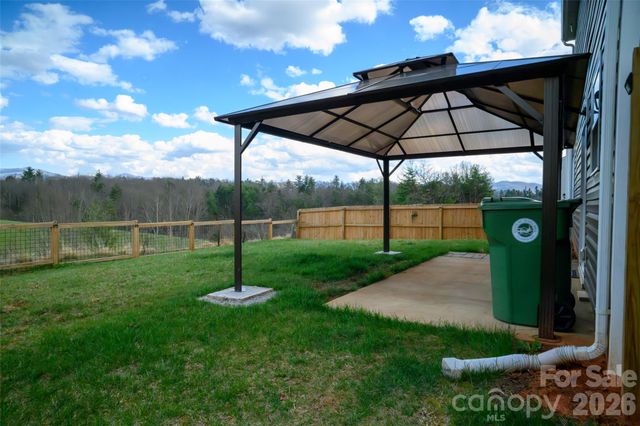 228 Ridgeview Lane, Mars Hill, NC 28754