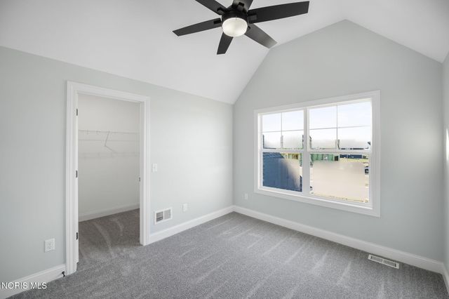 8520 Hocking Cove, Waterville, OH 43566