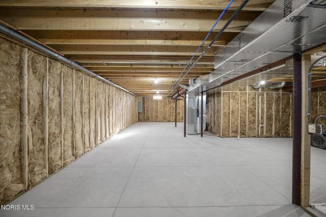 8520 Hocking Cove, Waterville, OH 43566