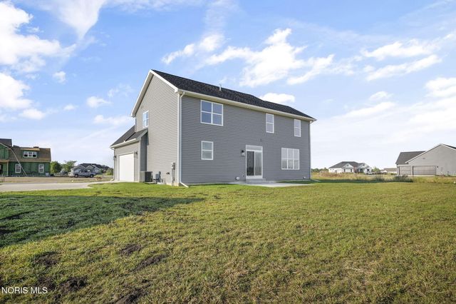 8520 Hocking Cove, Waterville, OH 43566