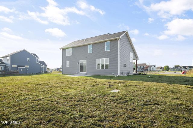 8520 Hocking Cove, Waterville, OH 43566