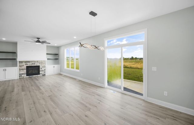 8520 Hocking Cove, Waterville, OH 43566