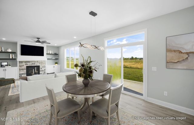 8520 Hocking Cove, Waterville, OH 43566