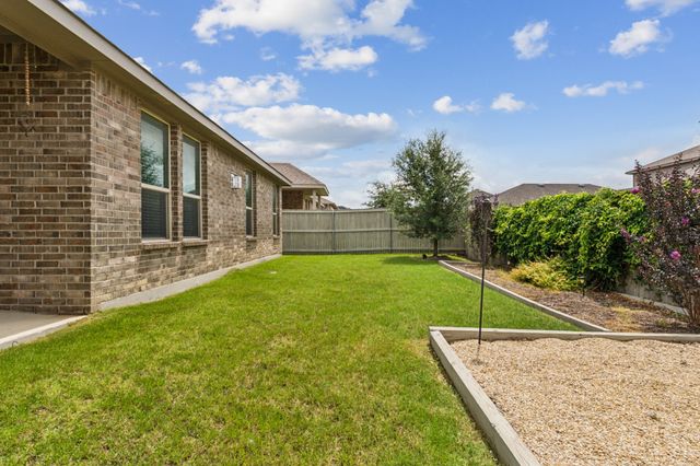 2417 Rooster Lane, Northlake, TX 76247