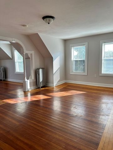 44-46 Benefit St. 3, Attleboro, MA 02703