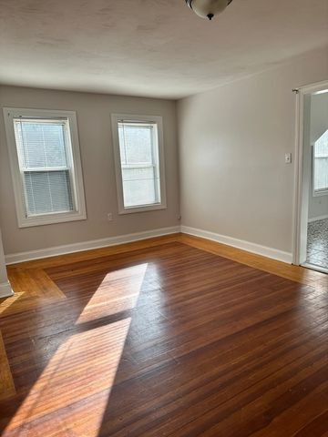 44-46 Benefit St. 3, Attleboro, MA 02703