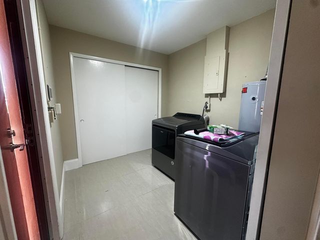 3500 Lake Avenue, West Palm Beach, FL 33405