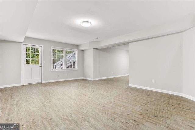 3425 Kingsland Circle, Berkeley Lake, GA 30096