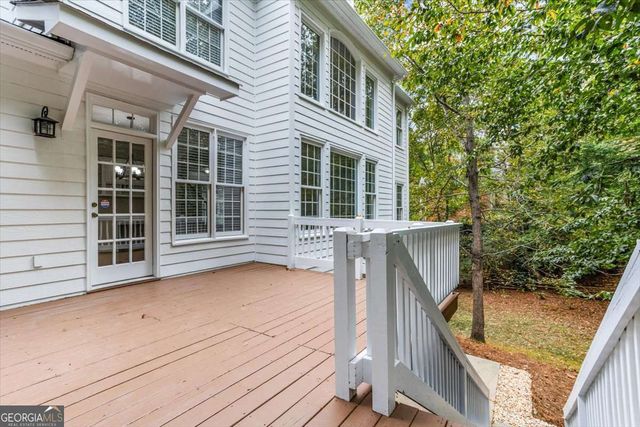 3425 Kingsland Circle, Berkeley Lake, GA 30096