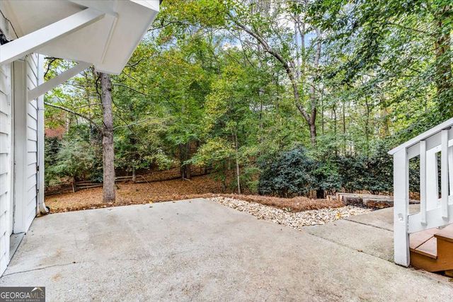 3425 Kingsland Circle, Berkeley Lake, GA 30096