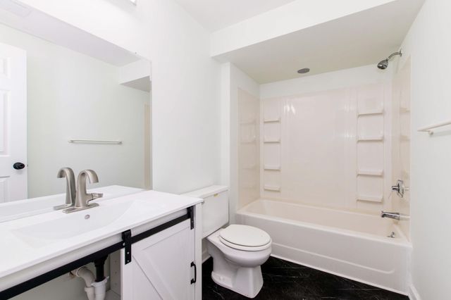 3524 Brook Trail SE, Grand Rapids, MI 49508