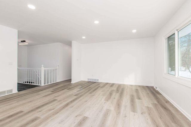 3524 Brook Trail SE, Grand Rapids, MI 49508