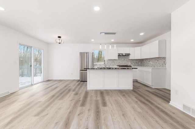 3524 Brook Trail SE, Grand Rapids, MI 49508