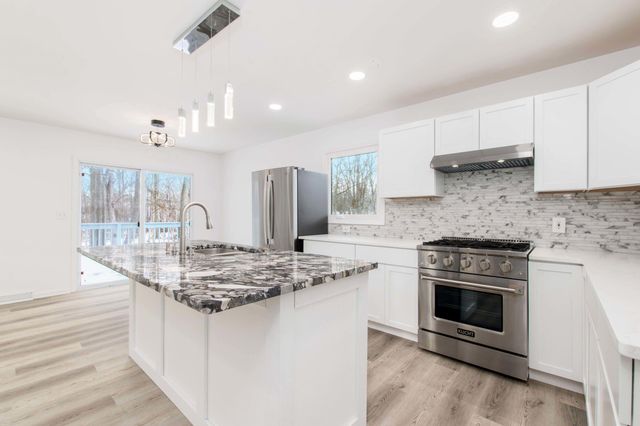 3524 Brook Trail SE, Grand Rapids, MI 49508