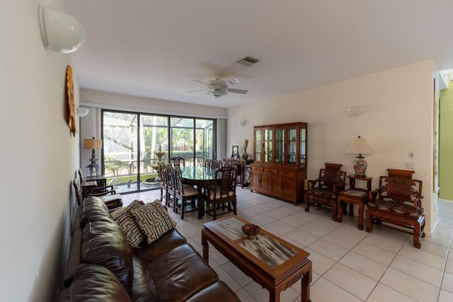 8902 SE Marina Bay Drive, Hobe Sound, FL 33455