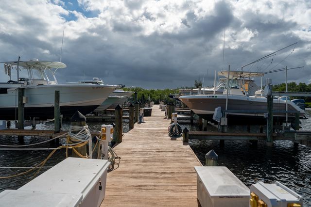 8902 SE Marina Bay Drive, Hobe Sound, FL 33455