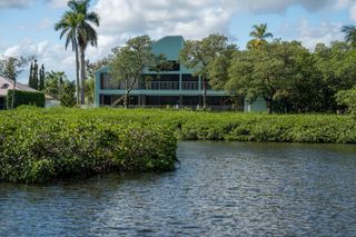 8902 SE Marina Bay Drive, Hobe Sound, FL 33455