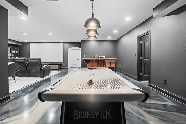 6049 W Foster Branch Drive, Pendleton, IN 46064