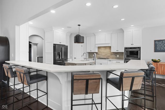 6049 W Foster Branch Drive, Pendleton, IN 46064