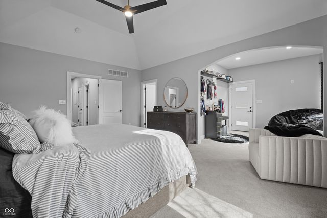 6049 W Foster Branch Drive, Pendleton, IN 46064