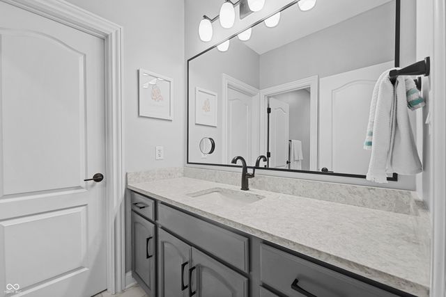 6049 W Foster Branch Drive, Pendleton, IN 46064