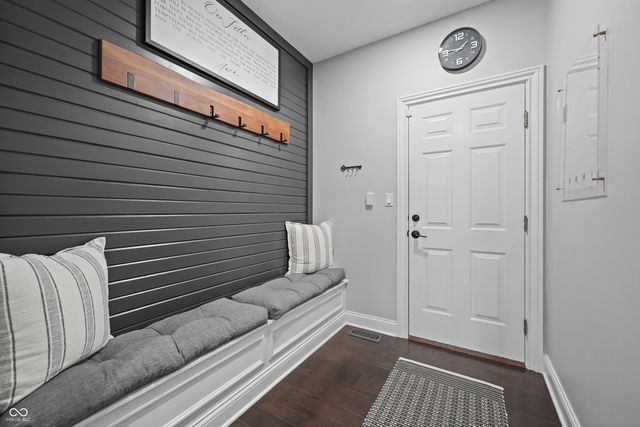 6049 W Foster Branch Drive, Pendleton, IN 46064